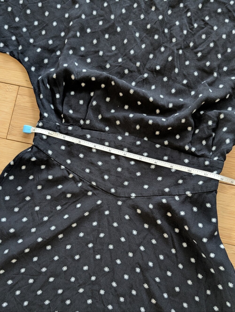 & Other Stories Black Starburst Dolman Sleeve Mini Dress - Picture 5 of 10